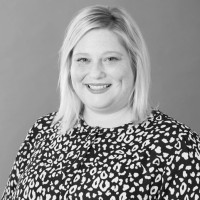 Chrislie Knott