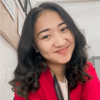 Gladies Stevani Tauran