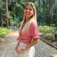 Larissa Bazani