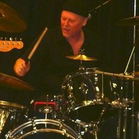 Bruce Arnold