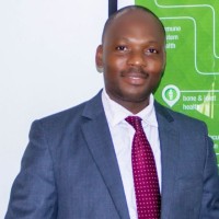 Tayo Olulana