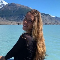 Carolina Tavares Adeodato de Souza