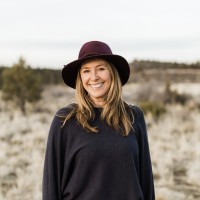 Leann Schoales