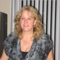 Linda Desrosiers