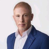 Dennis James