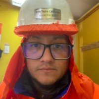 Erik Andres Tapia Calderón