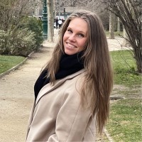 Kelly Van Der Meer