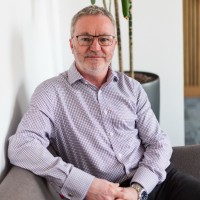 Sean Hutchinson (MCIPS)