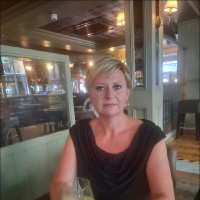 Shelley Adams