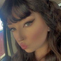Anjellica Searles