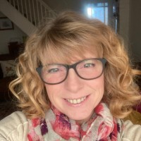 Gillian Middleton