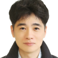 Yunmo Kang