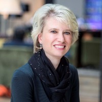 Laura L Jackson