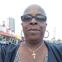 Lesley Mathis