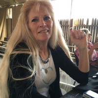 Lois Ouellette