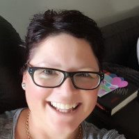 Kim Sinclair