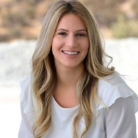 Alexandra Paugh, Mba