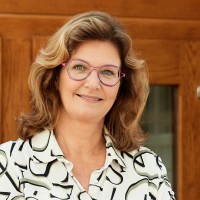 Carin Van Schoonhoven-Baars