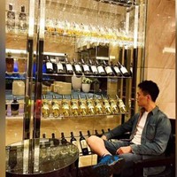 Kwong James