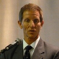 Emilio J Archila