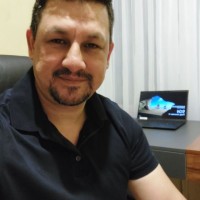 Robert Solis
