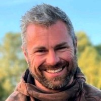 Damian Barrett