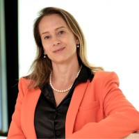 Daniela Carvalho Buani Innecco Santos