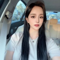 Elva Zhang