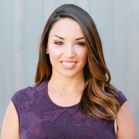 Jennifer Lenze