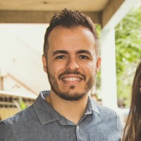 Adriano Guimarães