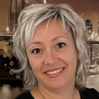 Suzanne Duchesne