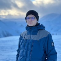 Илья Тихонов