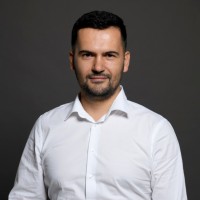 Alban Kosova
