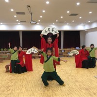 罗彩虹