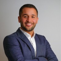 Raúl J. Solá Navarro