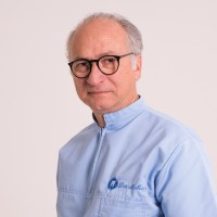 Dott. Maurizio Macrì Odontoiatra
