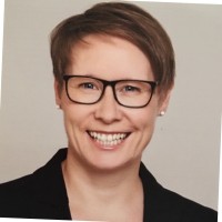 Claudia Linzner