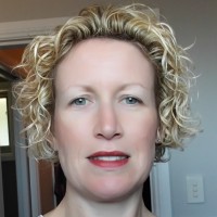 Kelly Saunders