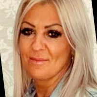 Lesley Howard