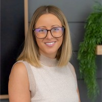 Kerri Burlanyett