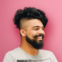 Mayur Morè