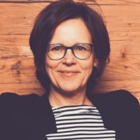 Simone Arnold