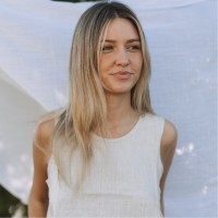 Alexia Calvente