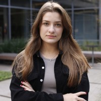 Maria Eduarda De Almeida