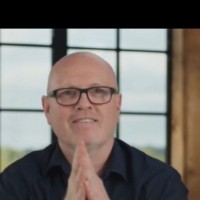 Steve Lewis