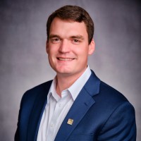 Michael Simpson, Pe
