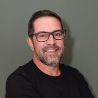 Roberto A.