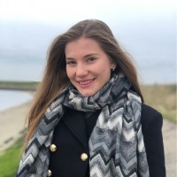 Suzanne Van Efferen