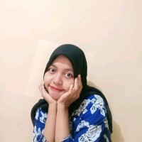 Nina R