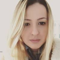 Bruna C.